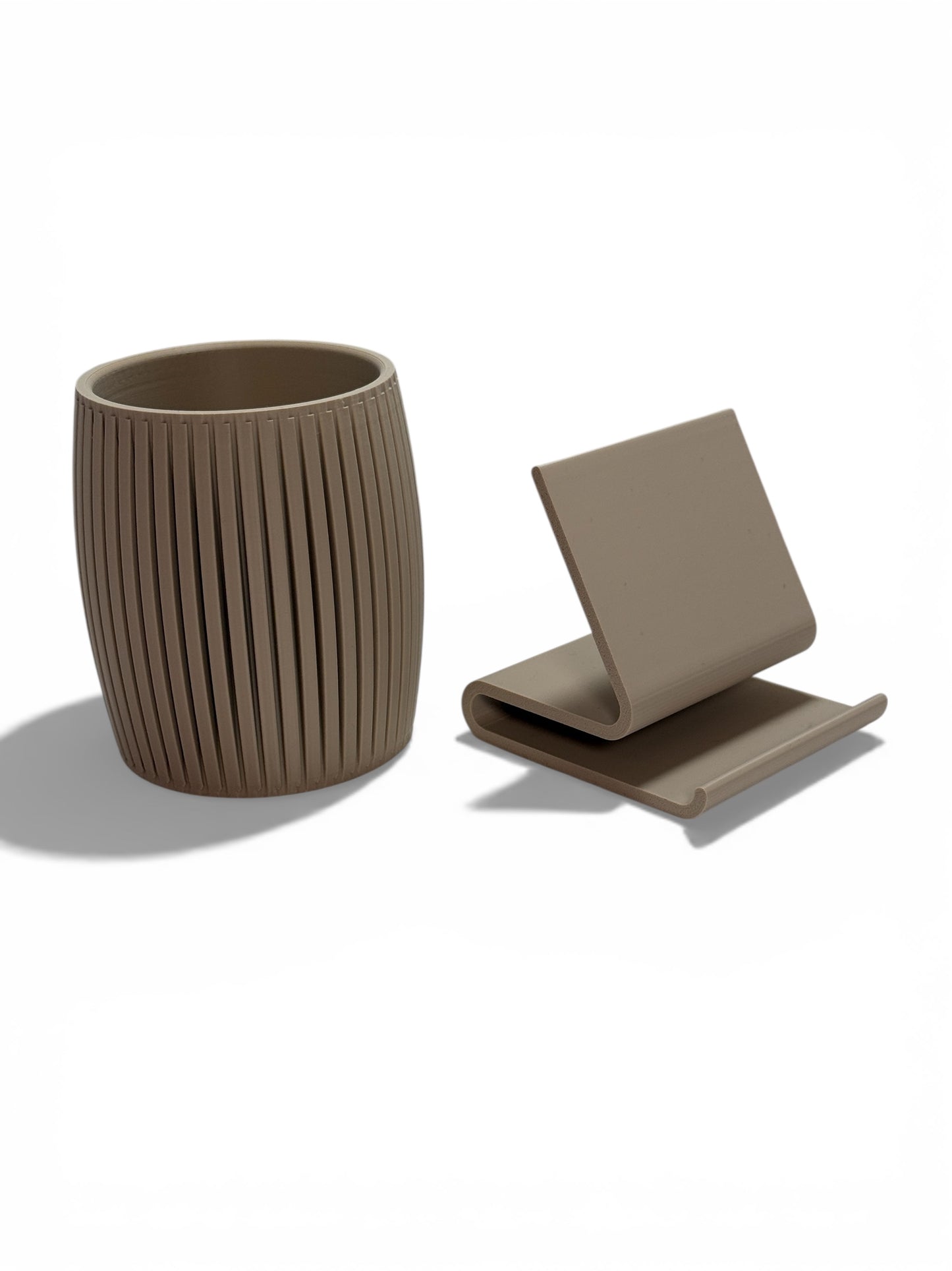 STRIA kolekcija – pieštukinė su telefono laikykliu